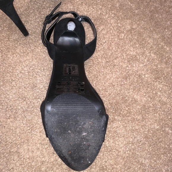 Forever 21 Black Platform Suede Heels - Picture 9 of 9